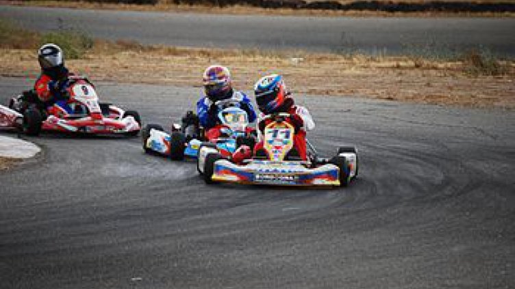 Варненски ученици мерят сили в картинг състезание