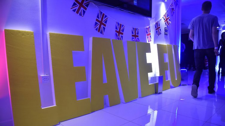 Десетки британци искат гражданство у нас след Брекзит