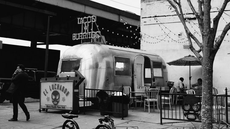 Снимка: Pixabay/EricrollandRH