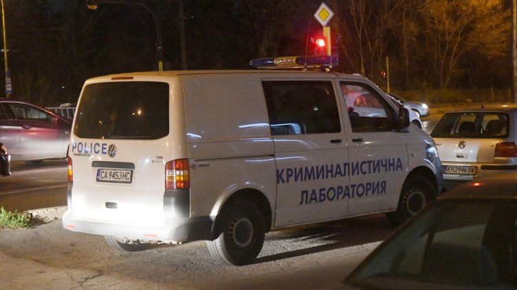 Фатално клане заради заря за бебенце!? Още издирват 24-годишния убиец