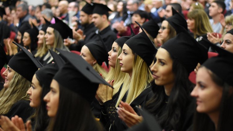 снимки: Пламен Гутинов