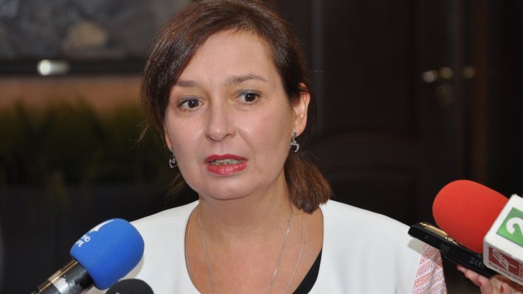 ЗОРНИЦА РУСИНОВА даде добра оценка за усилията във връзка с насърчаване на младежката заетост и реализация във Варна. Снимка ПЛАМЕН ГУТИНОВ