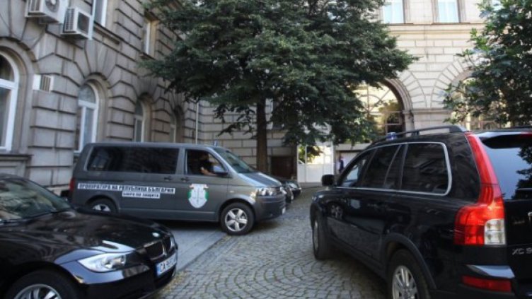 Задържаха и съветника по сигурността на Румен Радев