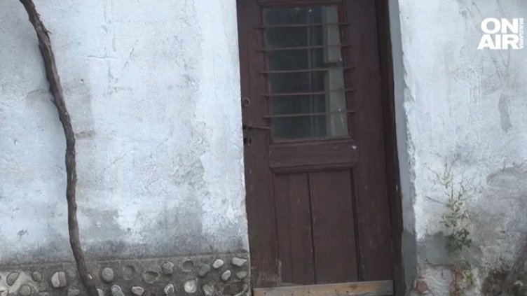 Няма ненаказано добро! Дядо помага с пари на деца, те го убиват зверски