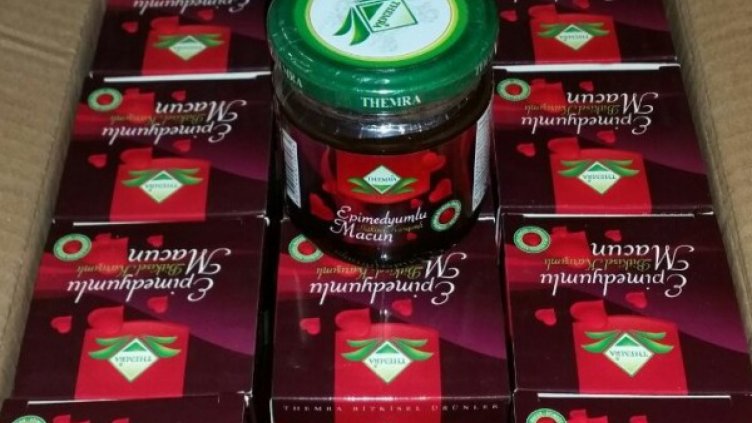 Задържаха голямо количество контрабандни лекарства и сексуални стимуланти