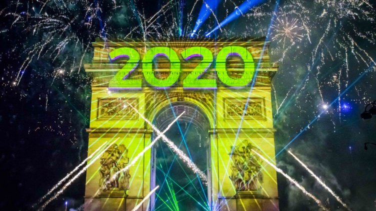 Европа посрещна 2020-а с емоции, фойерверки и засилени мерки за сигурност
