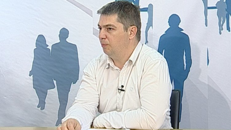 "Щрихи от утрото" (25.04.2016) - За какво трябва да внимават потребителите при избора на почивка за Великденските празници?