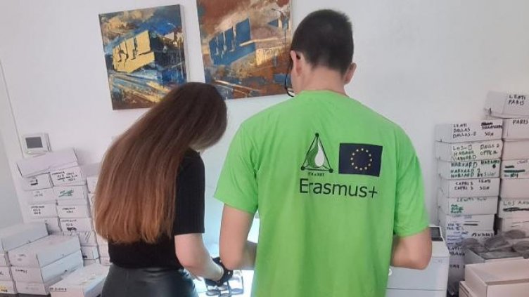 Ученици от Варна усвоиха нови умения "на работа" в Милано