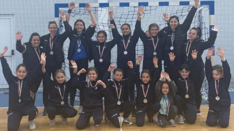 Момичетата на „Хера – Варна“ стигнаха финалите на държавното по хандбал