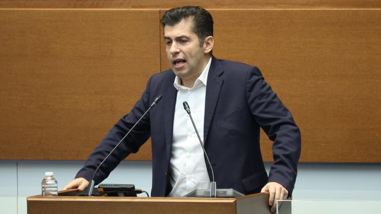 Сарафов поиска имунитетите на Кирил Петков и Божидар Божанов