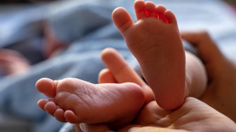 Минчо от Пловдив е първото бебе за 2024 г.