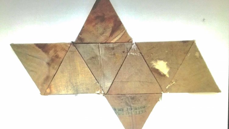 Изложба на геометричното изкуство „Отвъд хоризонта“ тръгва от ГХГ - Варна