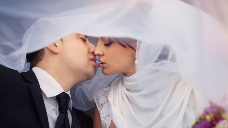 Без нито една неделна сватба утре