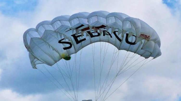 Парашутист загина край Ботевград