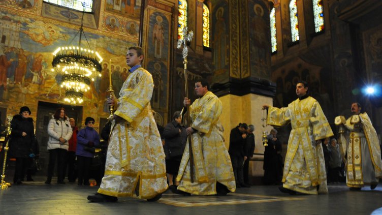 С литургия варненци отбелязаха светостта на християнското семейство
