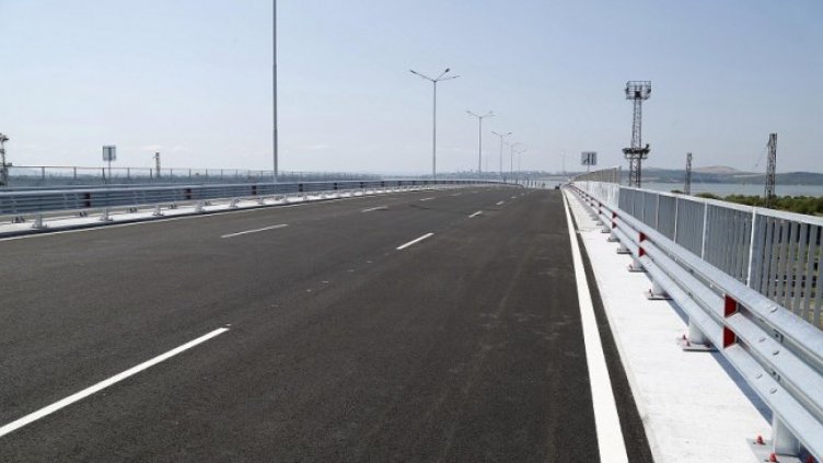 77% смятат за справедливо камиони и автобуси да пращат по-високи пътни такси