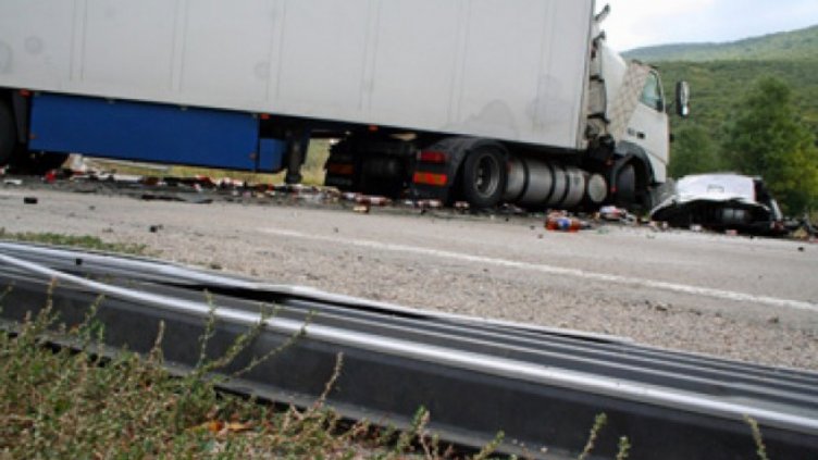 Съдят шофьор на камион, убил турист при катастрофа край Варна
