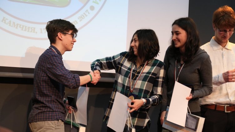 Най-добрите млади химици тръгват от „Камчия“, за да покоряват световни върхове