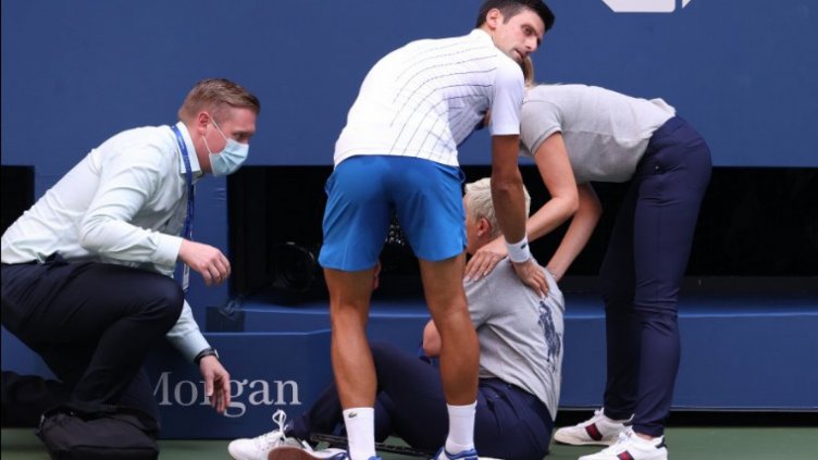 Джокович сътвори немислимото – удари с топка в гърлото съдия. Аут е от US Open! (ВИДЕО)