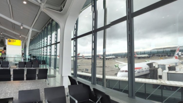 Стачка на 18 британски летища