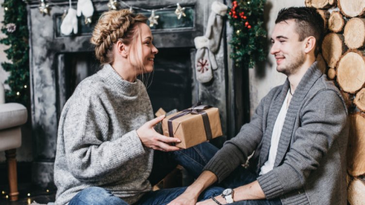 Зодиите, които обичат да си разменят подаръци