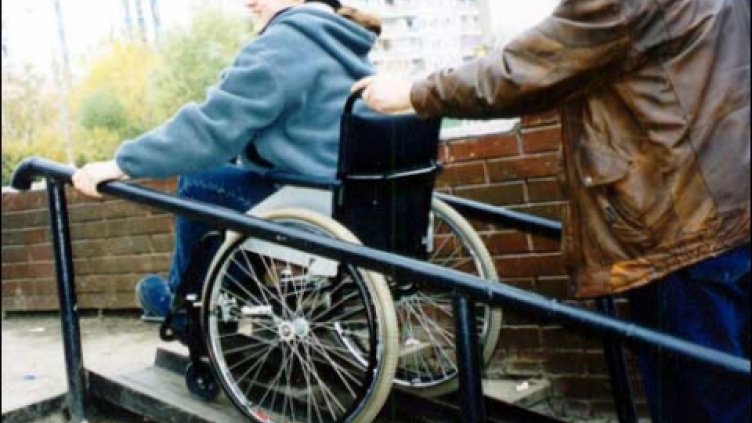 Събират заявки за гласуване от хора с увреждания 