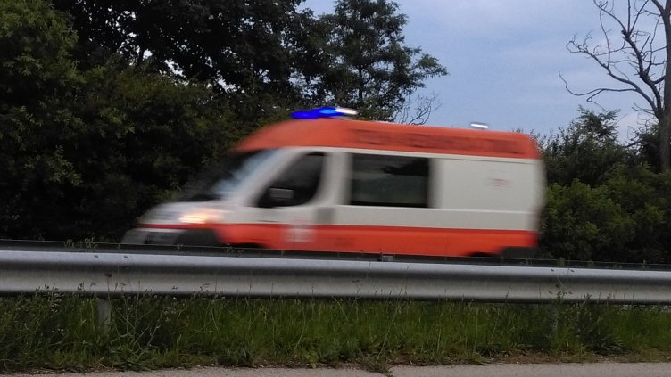 Тежка катастрофа затвори пътя Варна - София