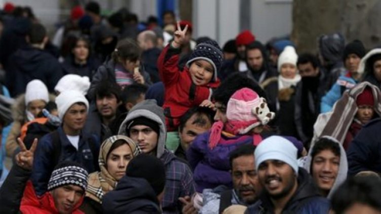 Изведоха група афганистанци от центъра в Харманли