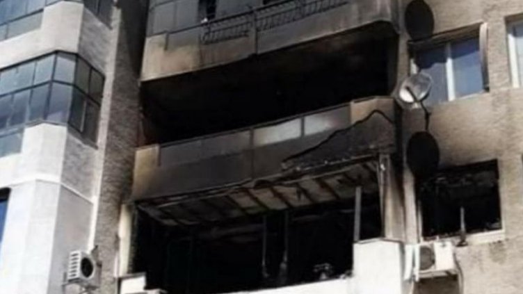 Огнен ад  в "Победа", изгоря апартамент