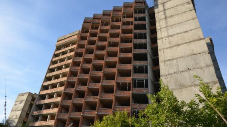 Взривиха част от болница край Силистра  