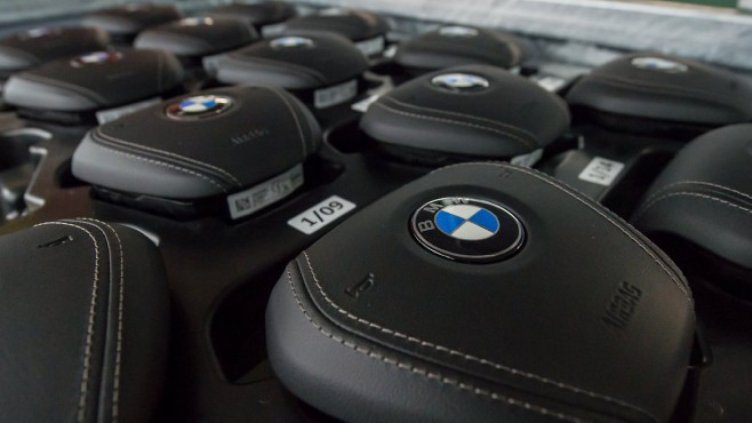 BMW стартира повторна сервизна акция за 230 000 коли