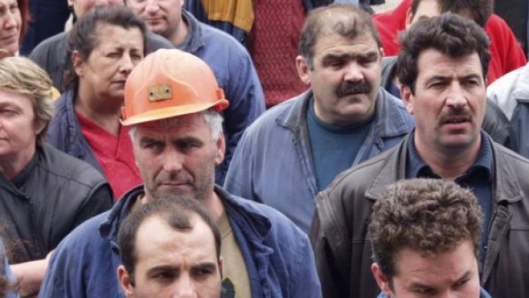 Минималната работна заплата - расизъм и геноцид срещу бедните