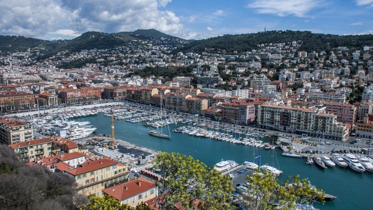 Саботаж остави без ток 45 000 домакинства в Ница