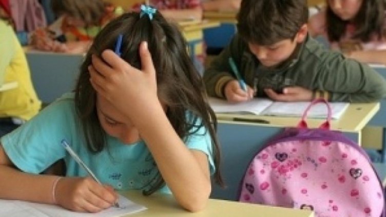 Близо 64 000 четвъртокласници на външното оценяване по БЕЛ утре