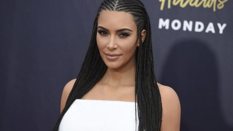 Колко милиона натрупа Ким Кардашиян през 2018 г.?