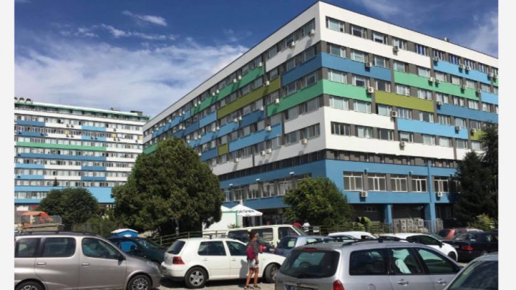 Удареното от мълния дете се събуди от комата