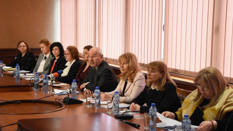 До 2 г. Във Варна изграждат 2 центъра за хора с деменция