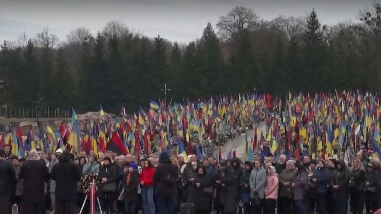 Украинци в САЩ с масови шествия в Чикаго и Вашингтон
