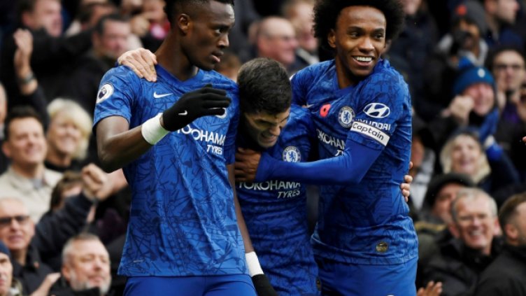 Вилиан: Роналдиньо бе по-добър футболист и от Меси, и от Кристиано