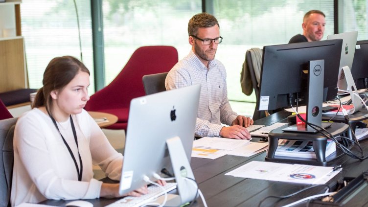 По брой на наетите на работа през 2021 област Варна е трета в страната