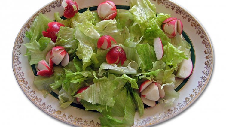 Хапваме по-евтини салатки в началото на пролетта