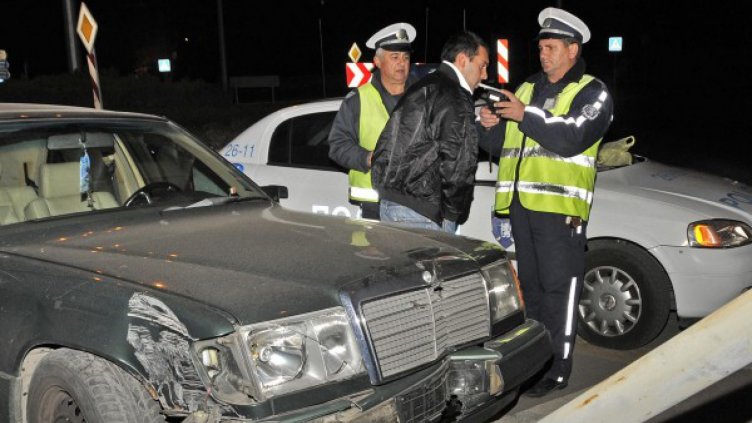 Само през август – 2400 без книжка, 1400 на градус!