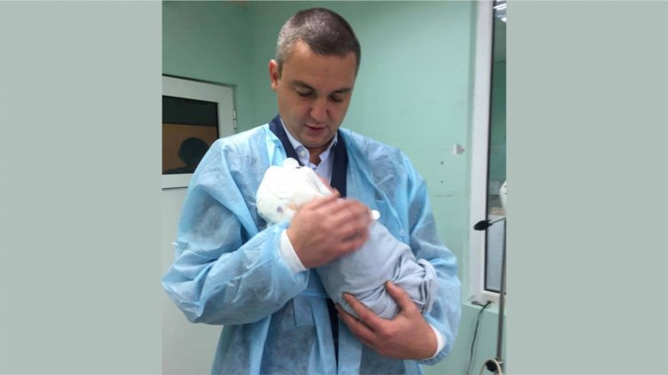 Иван Портних стана татко и на дъщеря