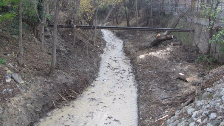До седмица започва почистване на деретата във Варна