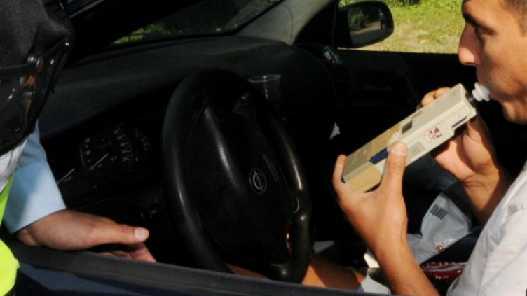 Пияни зад волана на колата: Може ли да бъде излъган дрегера?  