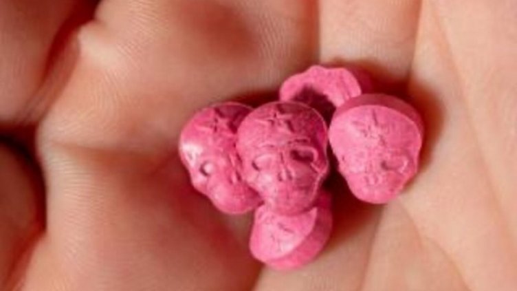 Арестуваха дете с екстази в Шумен