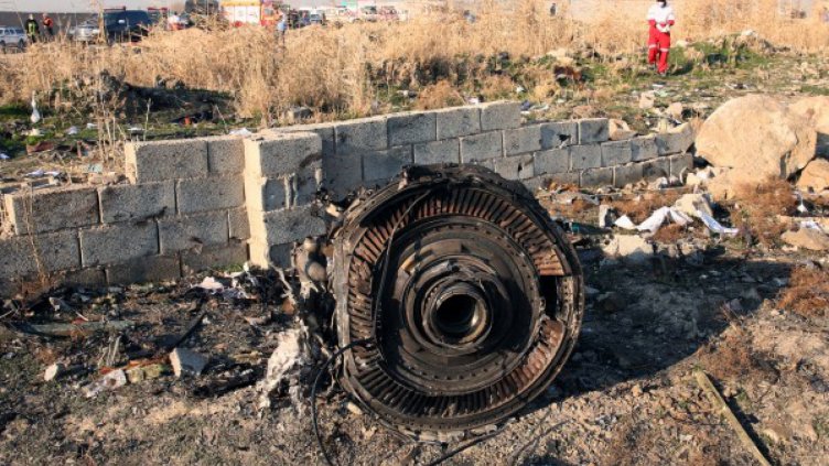 Иран предава на Украйна "черните кутии" от разбилия се самолет