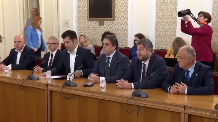 Кирил Петков: Няма да подкрепим кабинет на ГЕРБ с първия мандат, после ще преговаряме (ВИДЕО)