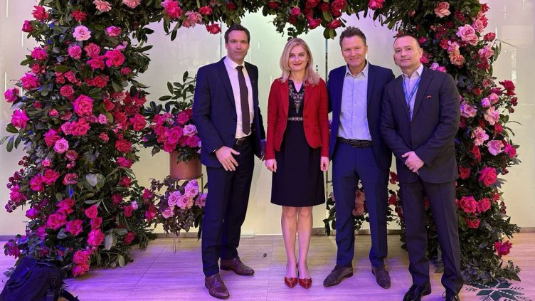 Зарица Динкова: Германците предпочитат България пред Малдивите