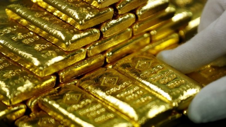 С 40% поскъпна златото за година